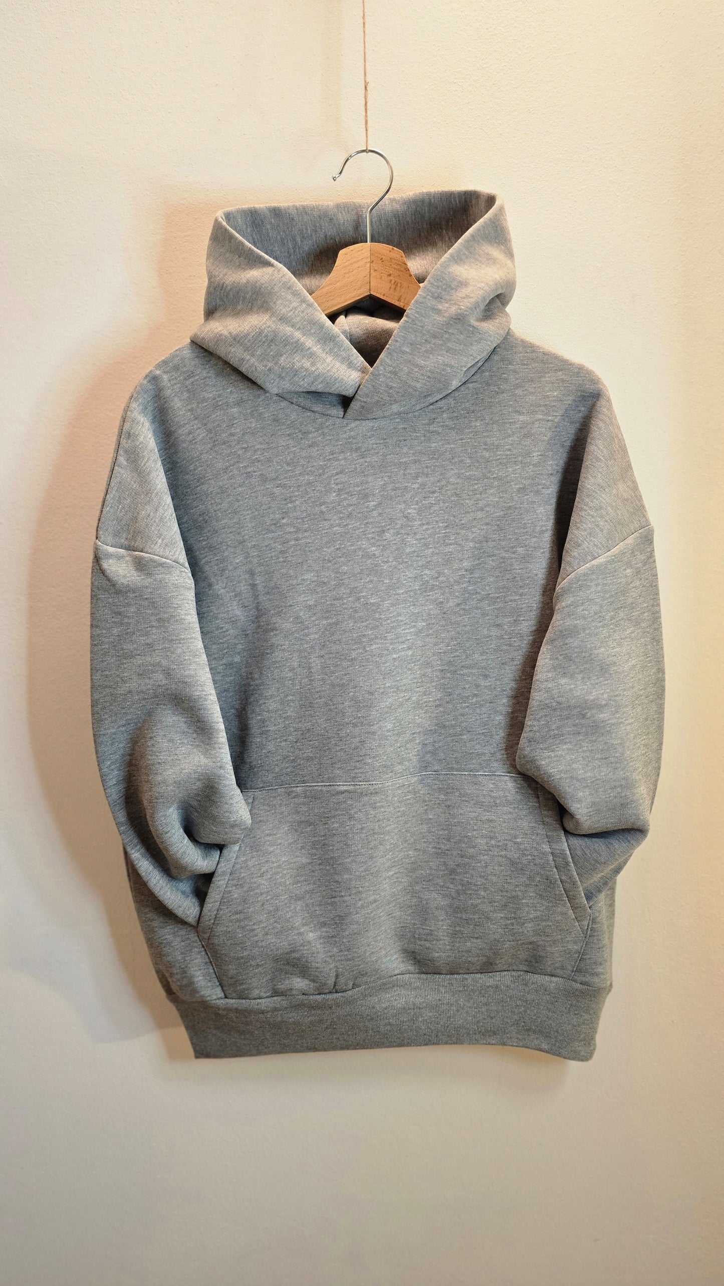 EMBROIDERED HOODIE - LIFESTYLE & NATURE