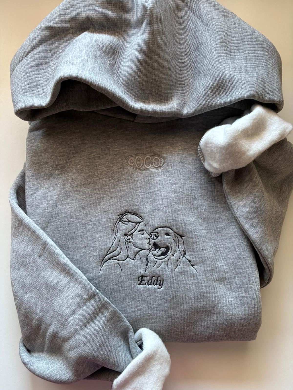 FELPA CON CAPPUCCIO PERSONALIZZATA